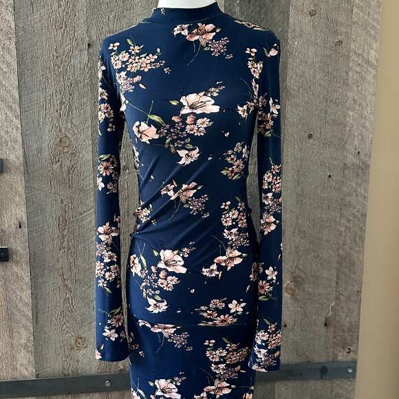 Navy Floral Dress Size Small from Forever 21 - Picture 1 of 9
